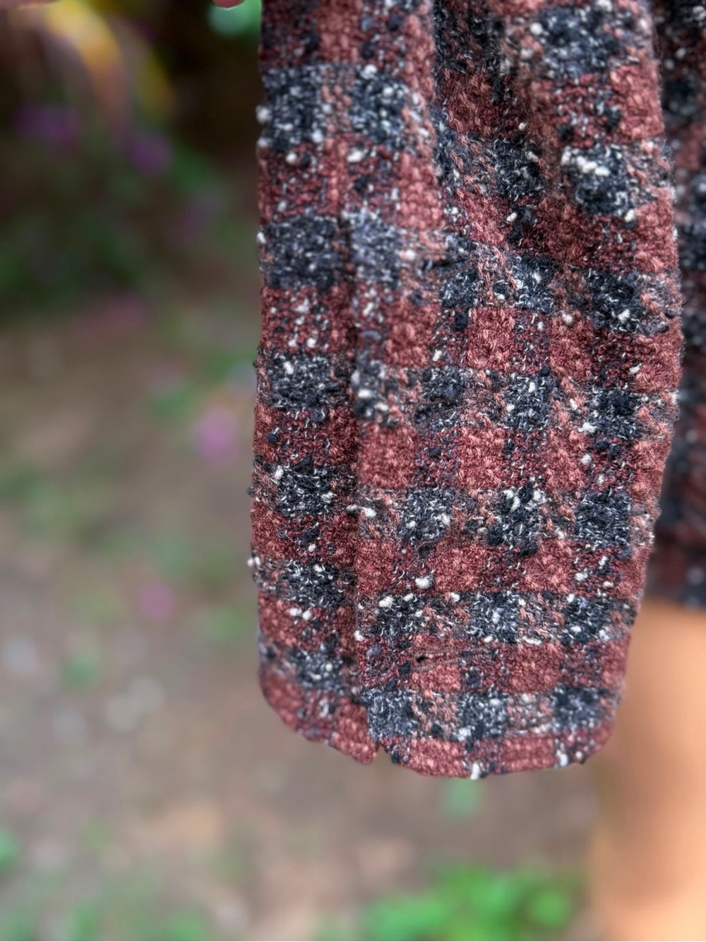 AUTHENTIC Chanel vintage Women's Tweed Button-Up Jacket in Burgundy Plaid - Picture 6 of 11